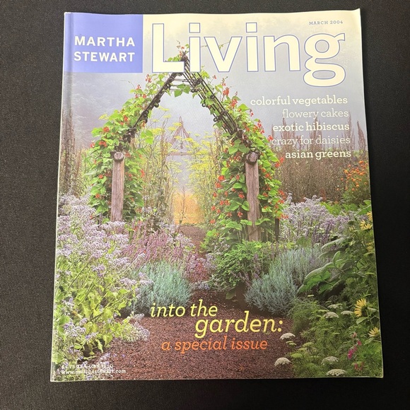 Martha Stewart Other - Martha Stewart Living March 2004 – “Into the Garden” Special Issue